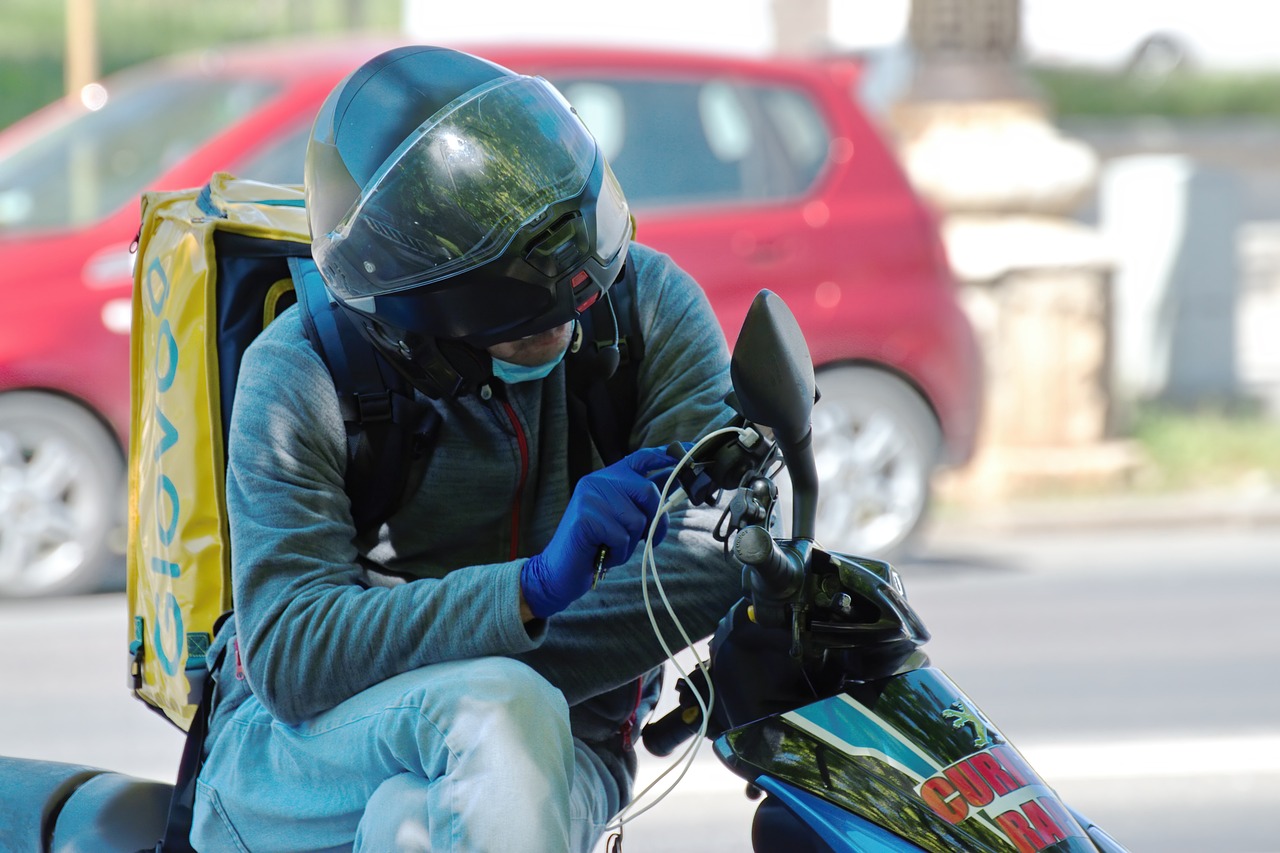 TomTom RIDER 500 ou Garmin Zùmo 396 LMT-S : quel GPS moto choisir ?
