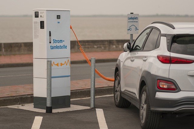 À qui s’adresser pour réaliser l’entretien d’une voiture électrique à Horbourg-Wihr ?