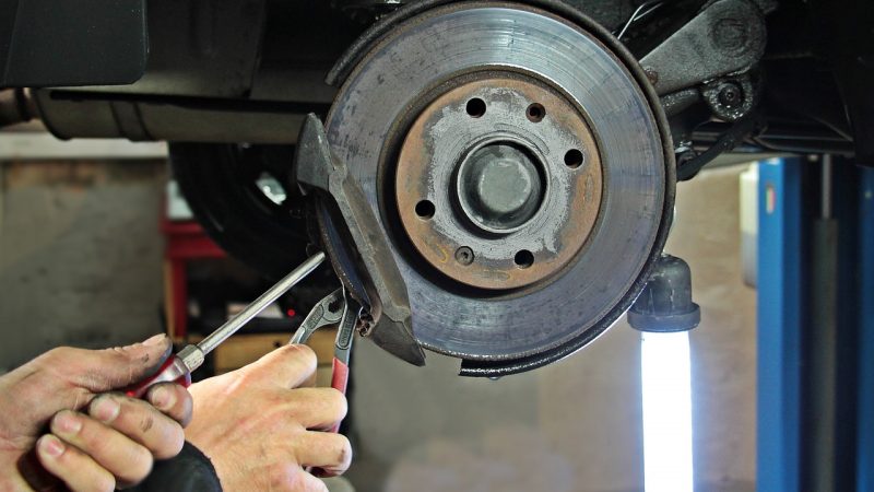 Comment réparer des disques de frein qui surchauffent ?