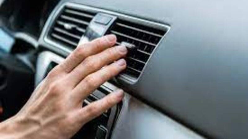Étapes à suivre pour réussir le rechargement de clim d’une voiture
