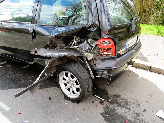 Qui peut racheter une voiture accidentée ?