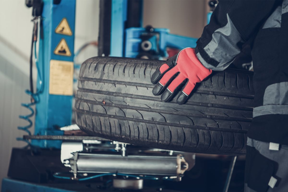 Guide d’entretien des pneus : assurez-vous qu’ils durent plus longtemps !