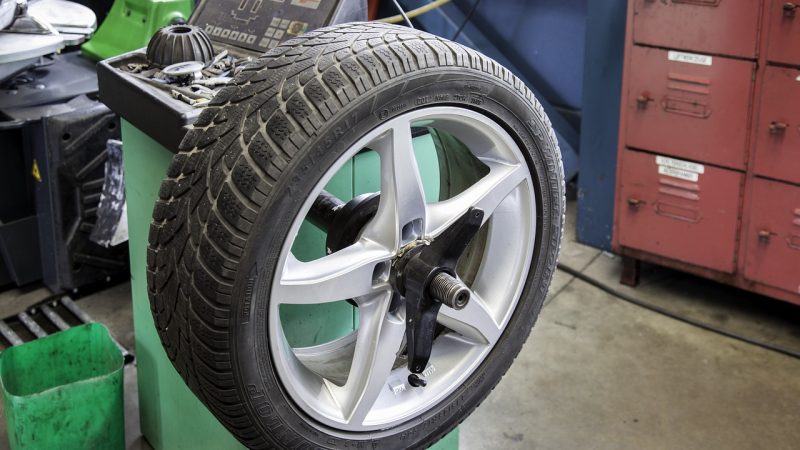 Réglage des roues : comment reconnaître les signes indiquant un besoin d’alignement ?