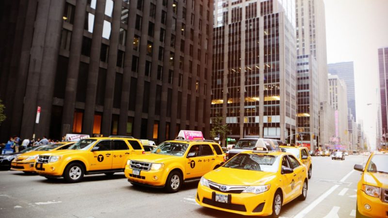 Taxi : comment réagir en cas de panne sur la route ?